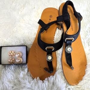Gingersnap Black Thong Sandals – Size 8 – Interchangeable Charms